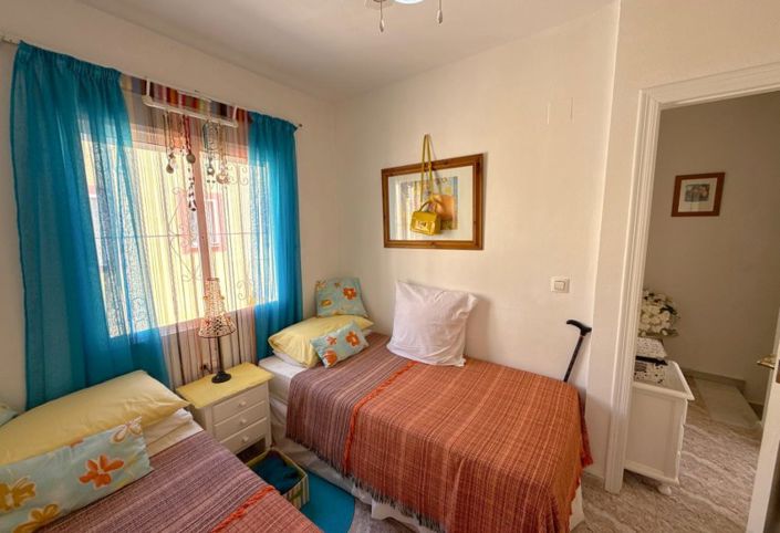 Image No.12-2 Bed Townhouse for sale