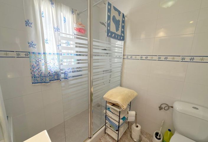 Image No.13-2 Bed Townhouse for sale