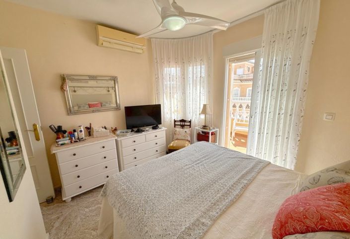 Image No.14-2 Bed Townhouse for sale