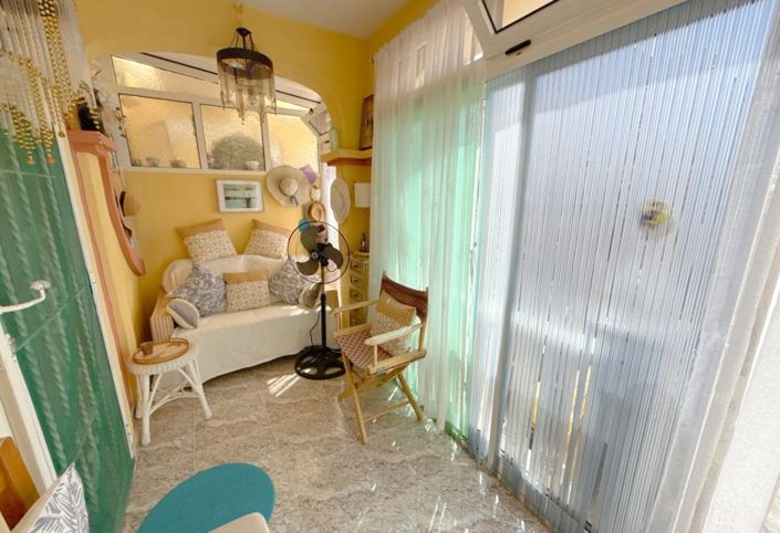 Image No.15-2 Bed Townhouse for sale