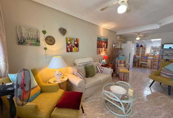 Image No.17-2 Bed Townhouse for sale