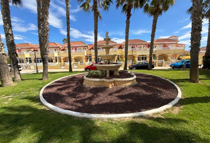 Image No.28-2 Bed Townhouse for sale