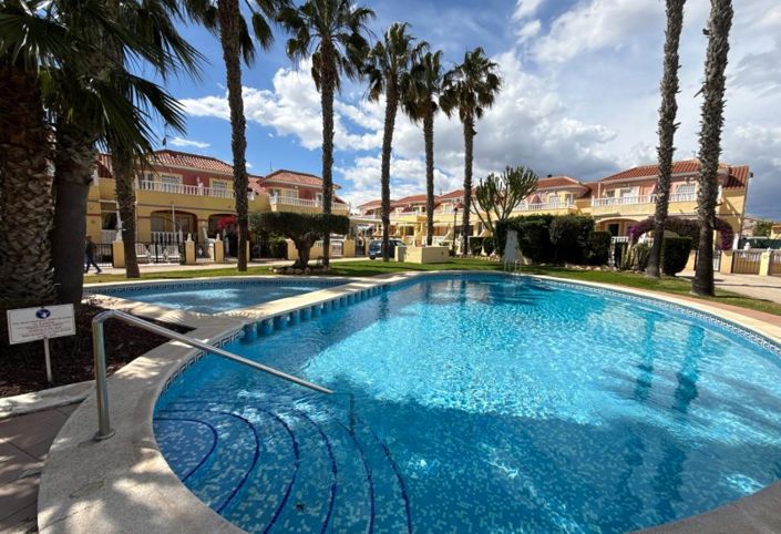 Image No.30-2 Bed Townhouse for sale