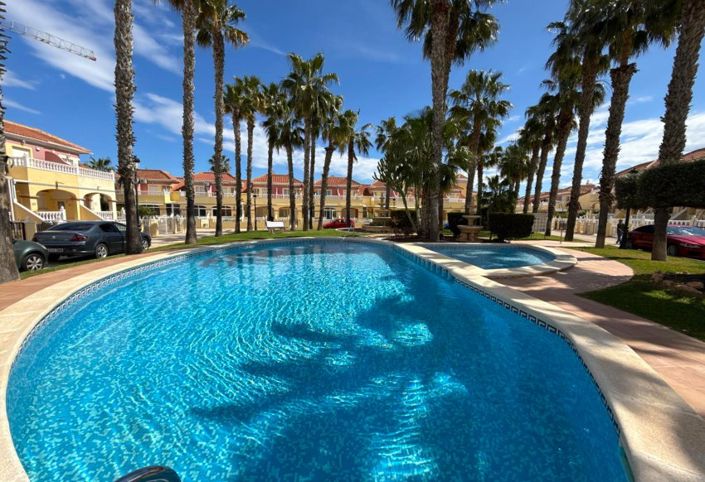 Image No.33-2 Bed Townhouse for sale