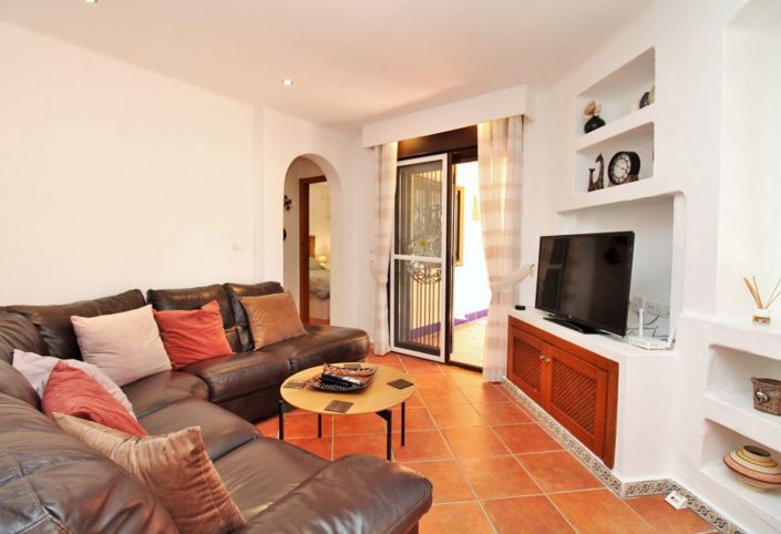 Image No.13-2 Bed Apartment for sale