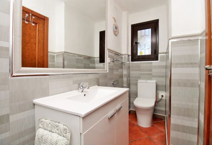 Image No.16-2 Bed Apartment for sale