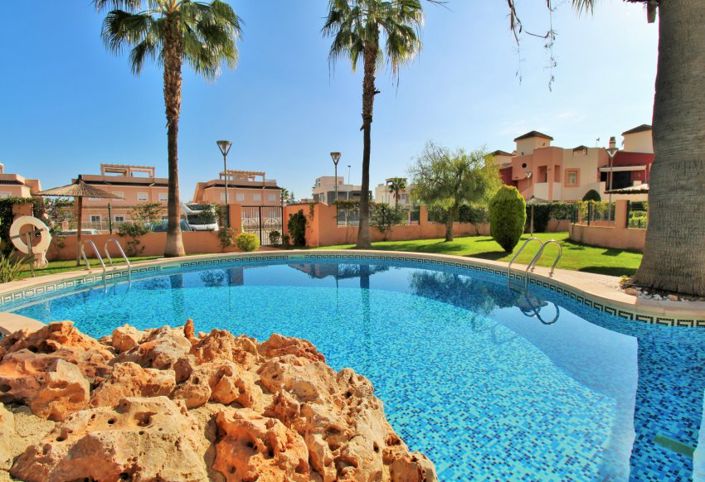 Image No.31-2 Bed Apartment for sale