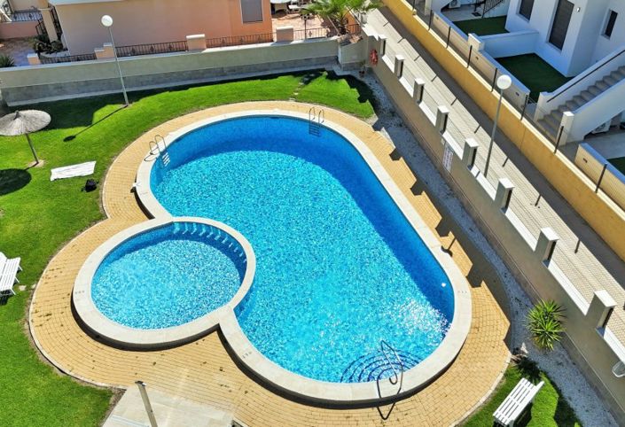 Image No.2-3 Bed Townhouse for sale