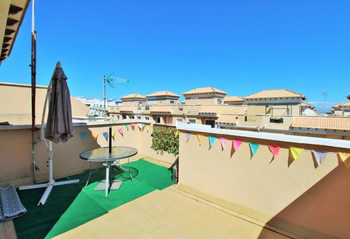 Image No.24-3 Bed Townhouse for sale