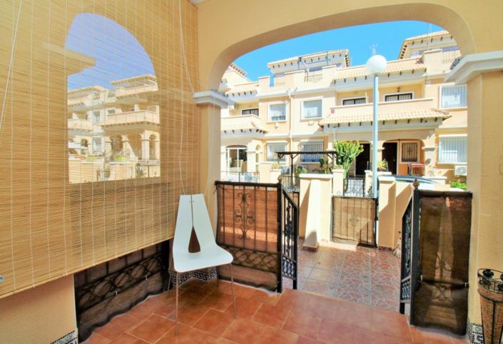 Image No.4-3 Bed Townhouse for sale