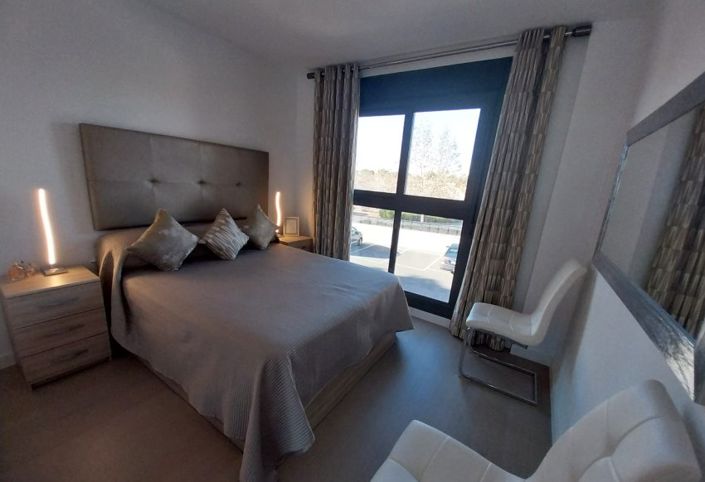 Image No.26-2 Bed Apartment for sale