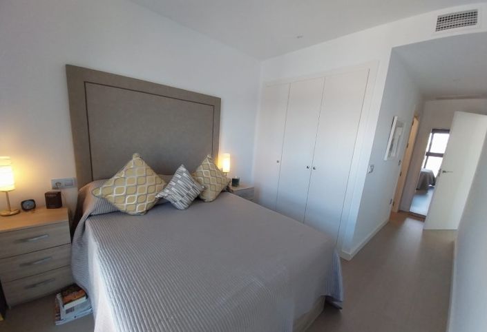 Image No.30-2 Bed Apartment for sale