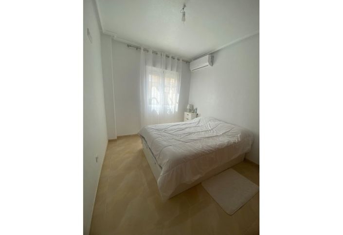 Image No.8-3 Bed Townhouse for sale