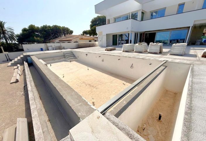 Image No.5-Villa de 5 chambres à vendre à Orihuela Costa