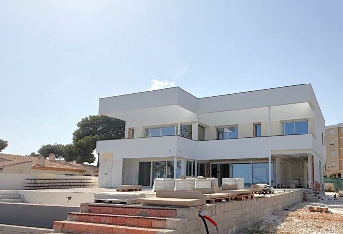 Image No.6-Villa de 5 chambres à vendre à Orihuela Costa