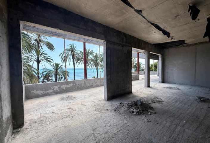 Image No.8-Villa for sale