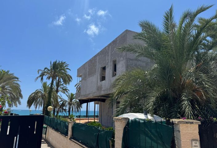 Image No.9-Villa for sale