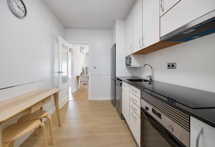 Image No.8-2 Bed Apartment for sale