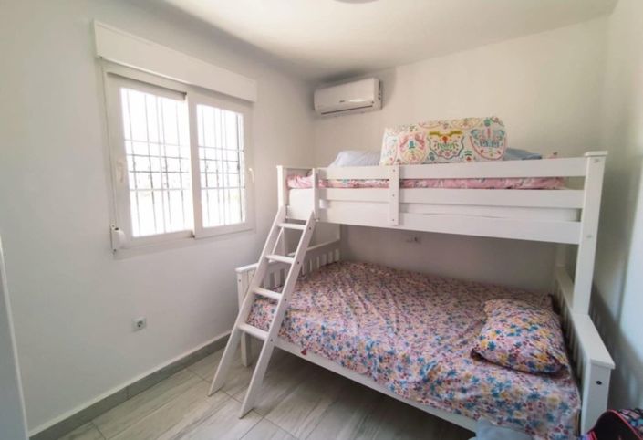 Image No.17-2 Bed Townhouse for sale