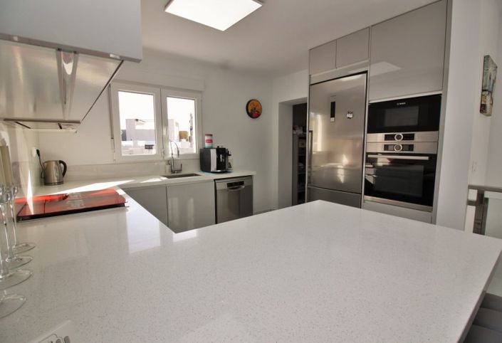 Image No.11-2 Bed Villa for sale