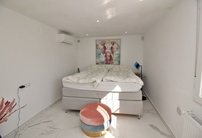 Image No.17-2 Bed Villa for sale