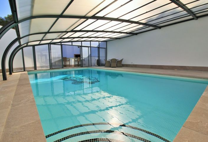 Image No.1-2 Bed Villa for sale