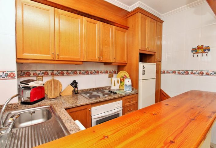 Image No.14-2 Bed Townhouse for sale