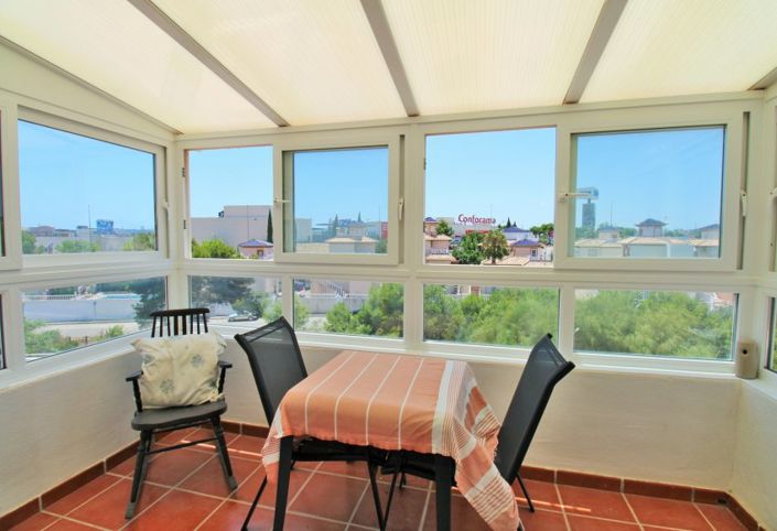 Image No.21-2 Bed Townhouse for sale