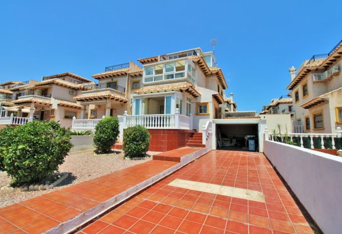 Image No.39-2 Bed Townhouse for sale