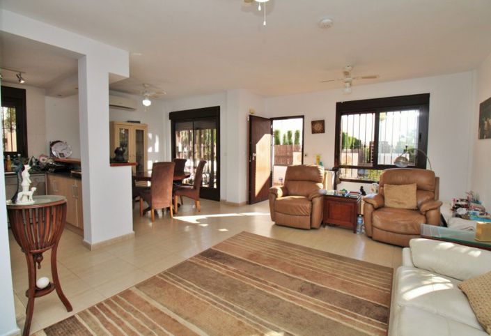 Image No.6-2 Bed Villa for sale