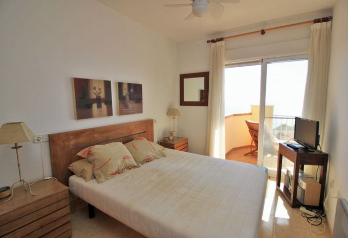 Image No.20-3 Bed Apartment for sale