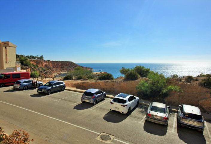 Image No.24-3 Bed Apartment for sale