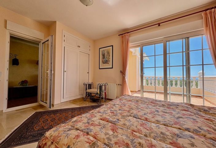 Image No.12-3 Bed Villa for sale