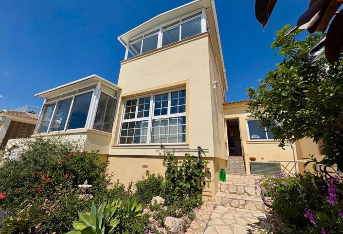 Image No.24-3 Bed Villa for sale