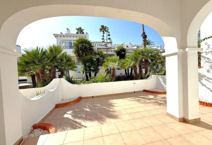 Image No.15-3 Bed Townhouse for sale