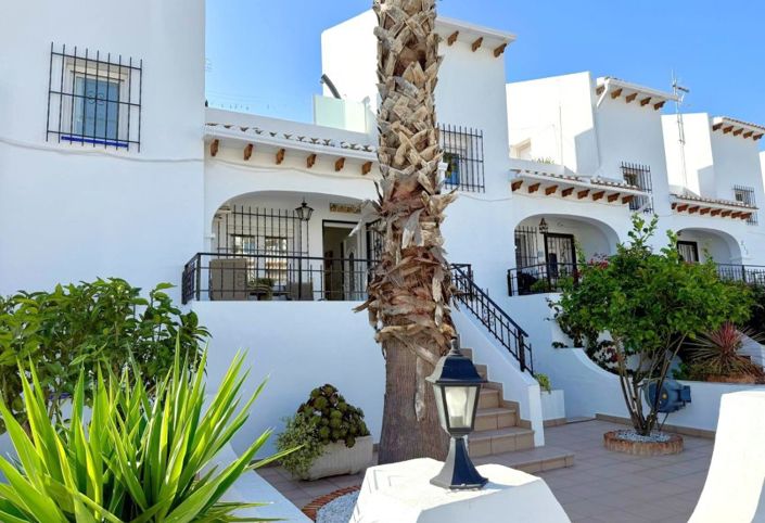 Image No.4-3 Bed Townhouse for sale