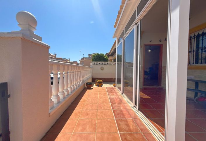 Image No.15-2 Bed Bungalow for sale