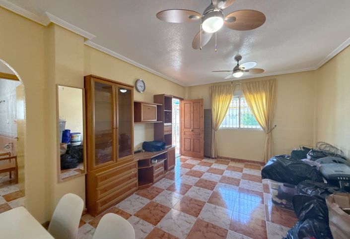 Image No.2-2 Bed Bungalow for sale