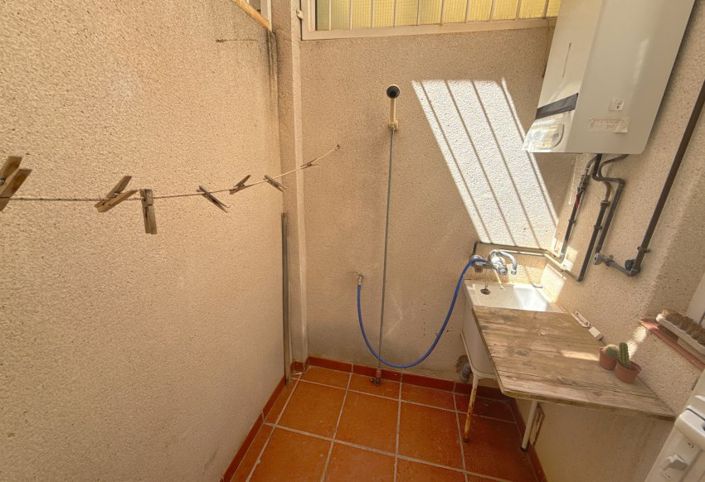 Image No.28-2 Bed Bungalow for sale