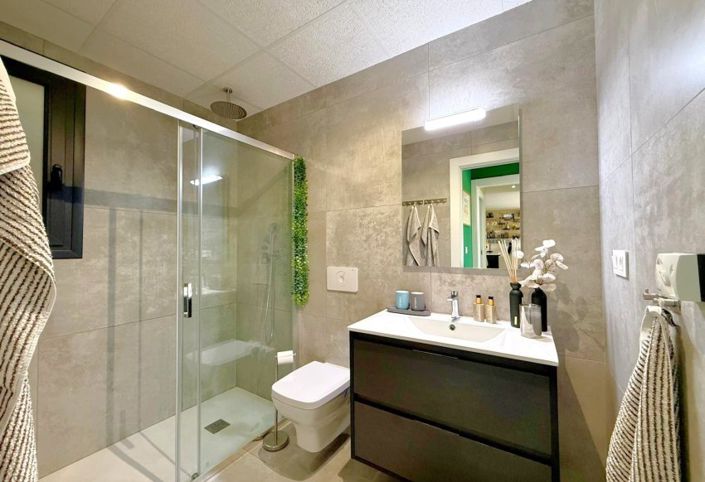 Image No.20-2 Bed Penthouse for sale