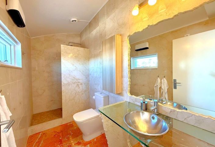 Image No.20-3 Bed Penthouse for sale