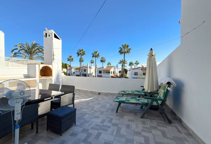 Image No.25-3 Bed Townhouse for sale