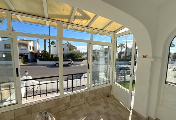 Image No.29-3 Bed Townhouse for sale