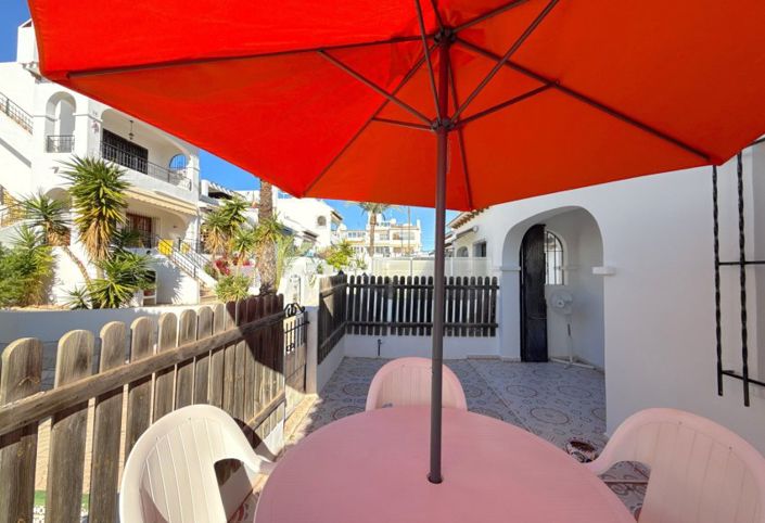 Image No.37-3 Bed Townhouse for sale