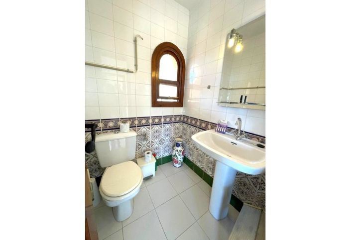 Image No.28-3 Bed Villa for sale