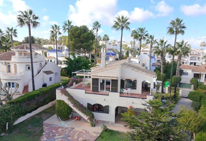 Image No.7-3 Bed Villa for sale