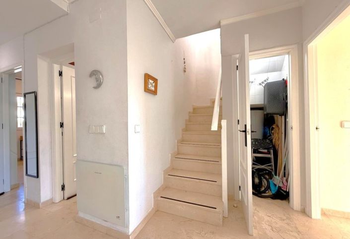 Image No.6-3 Bed Villa for sale