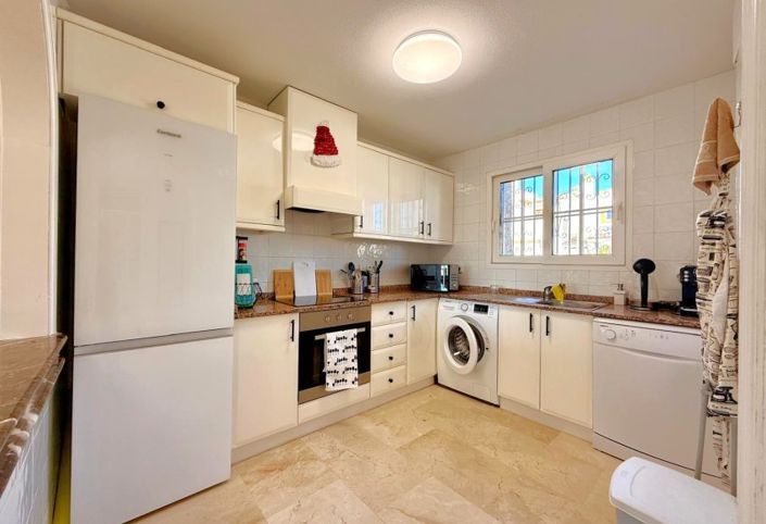 Image No.8-3 Bed Villa for sale