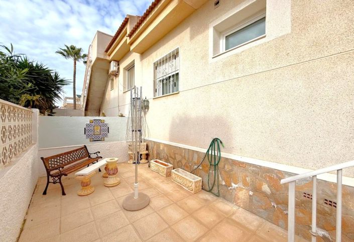 Image No.3-2 Bed Townhouse for sale