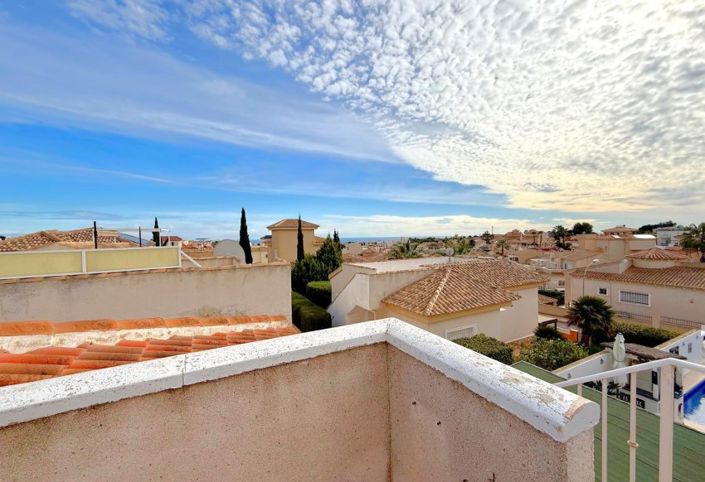 Image No.5-2 Bed Townhouse for sale